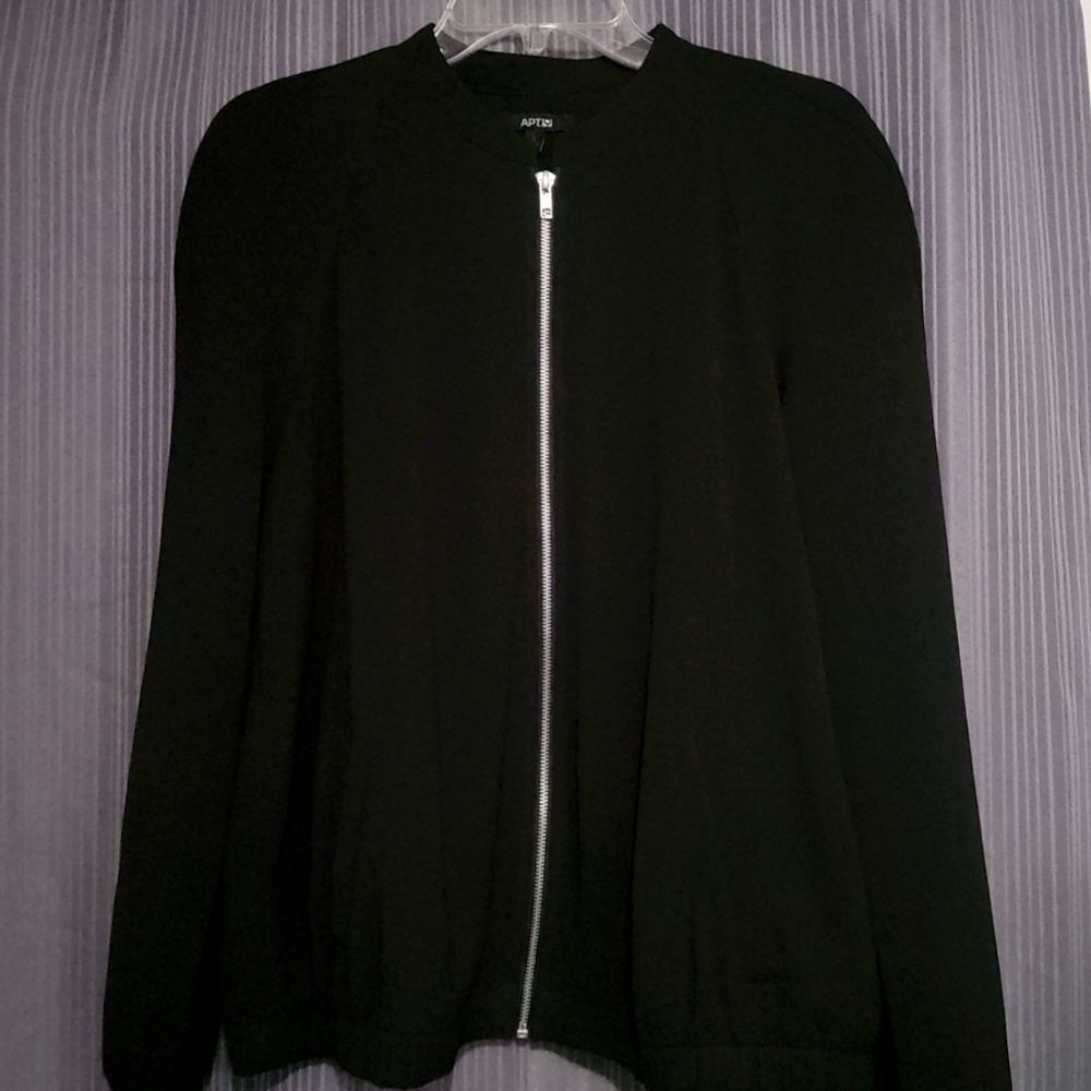 Black Jacket - Picture 3 of 6